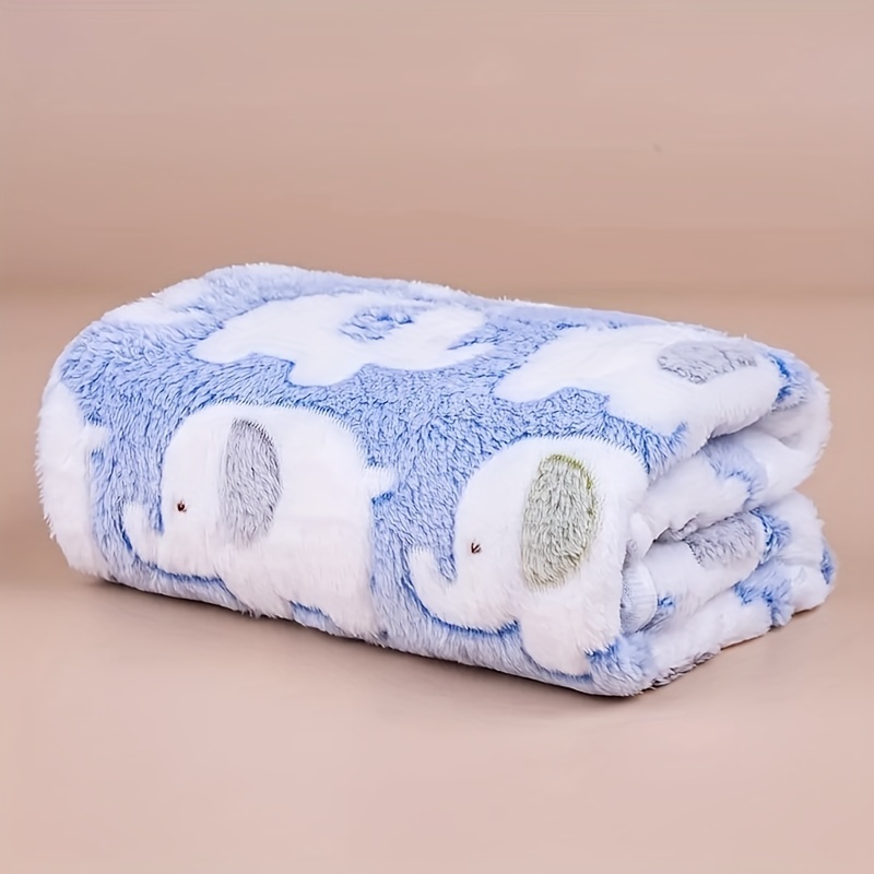Soft and Cozy Cartoon Elephant – Christmas Throw Blanket Bewertung und Preis